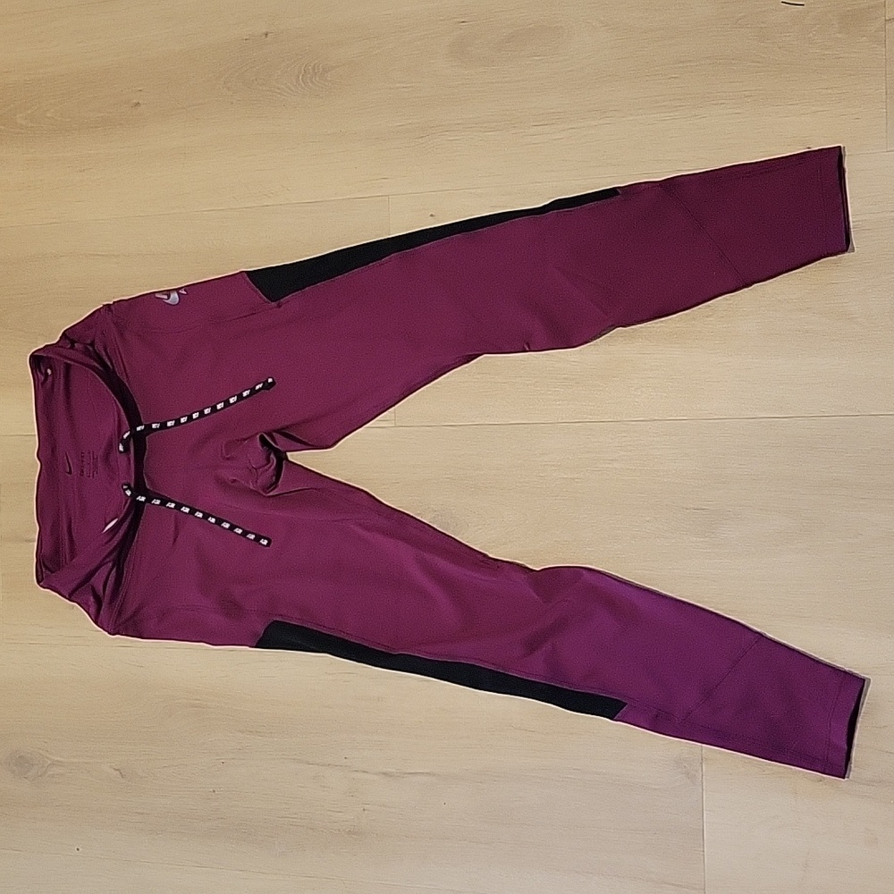 Nike dri-FIT leggings Small